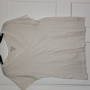 Old Navy. White W/speckles V-Neck Vintage T-shirt. XL